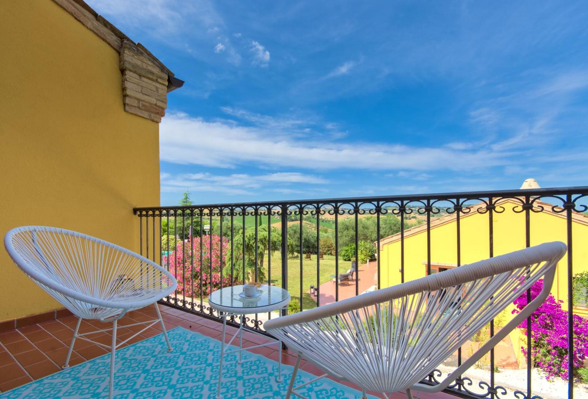 Villa Morro Suites Morrovalle Exteriör bild