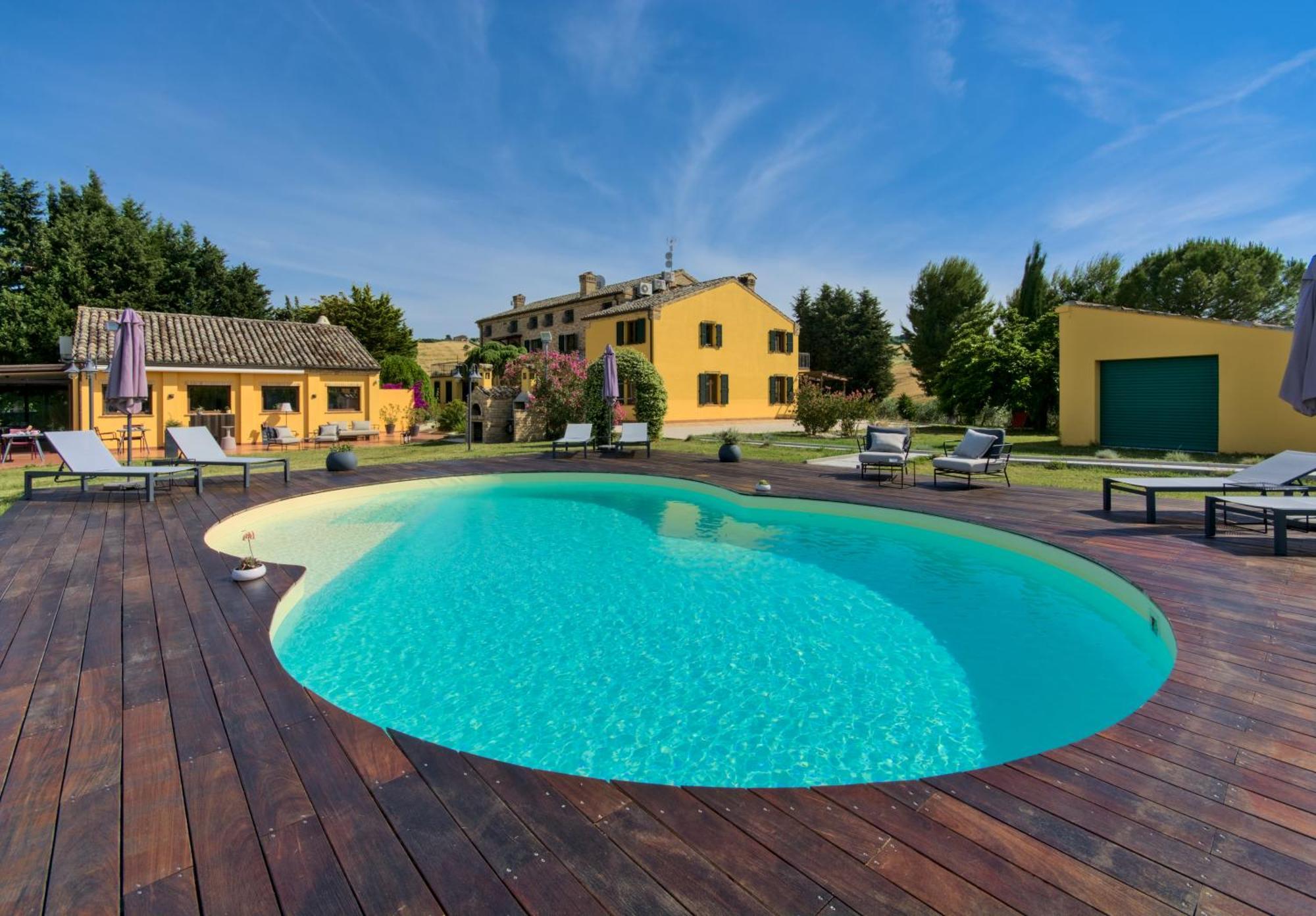 Villa Morro Suites Morrovalle Exteriör bild