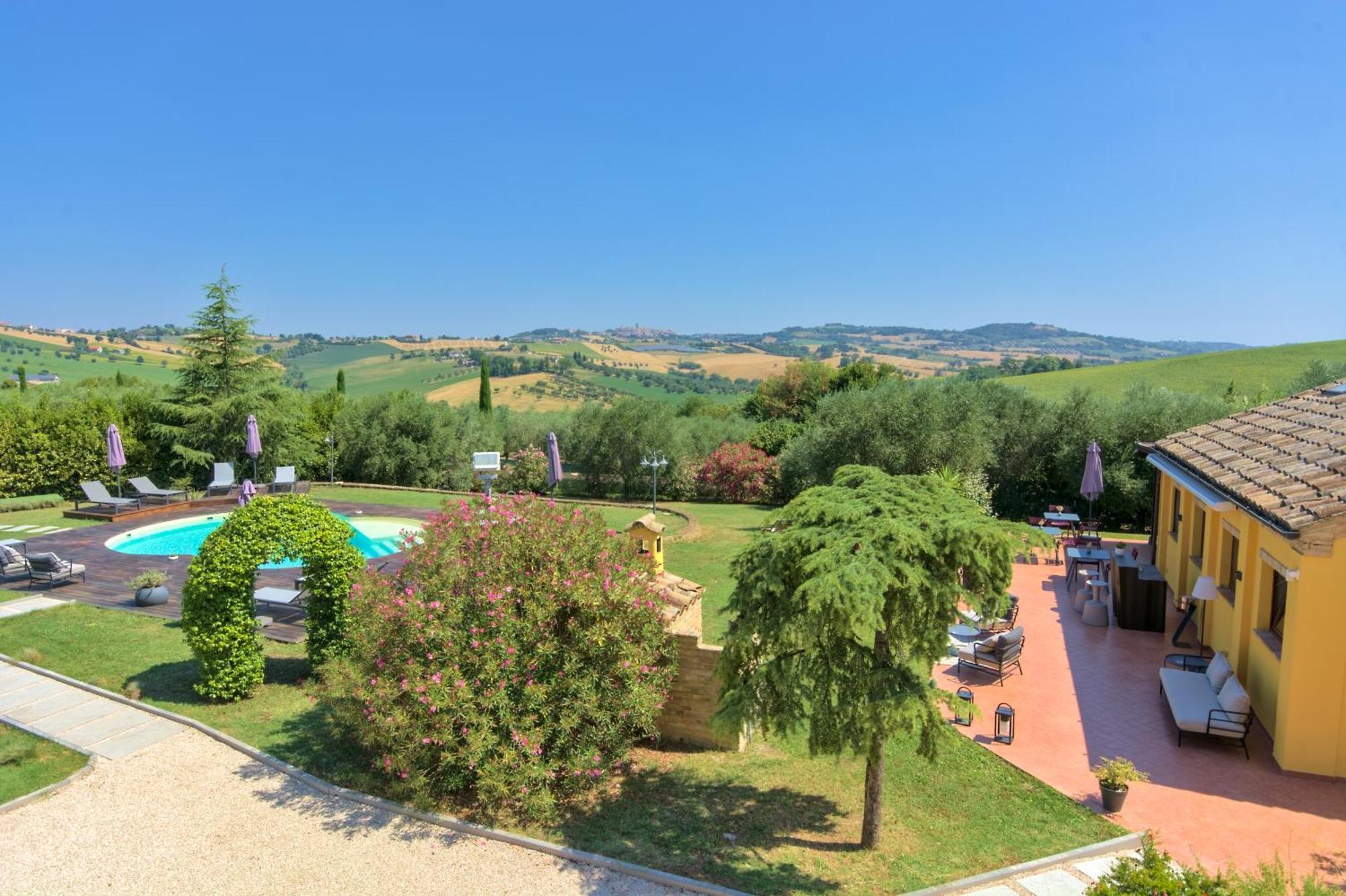 Villa Morro Suites Morrovalle Exteriör bild