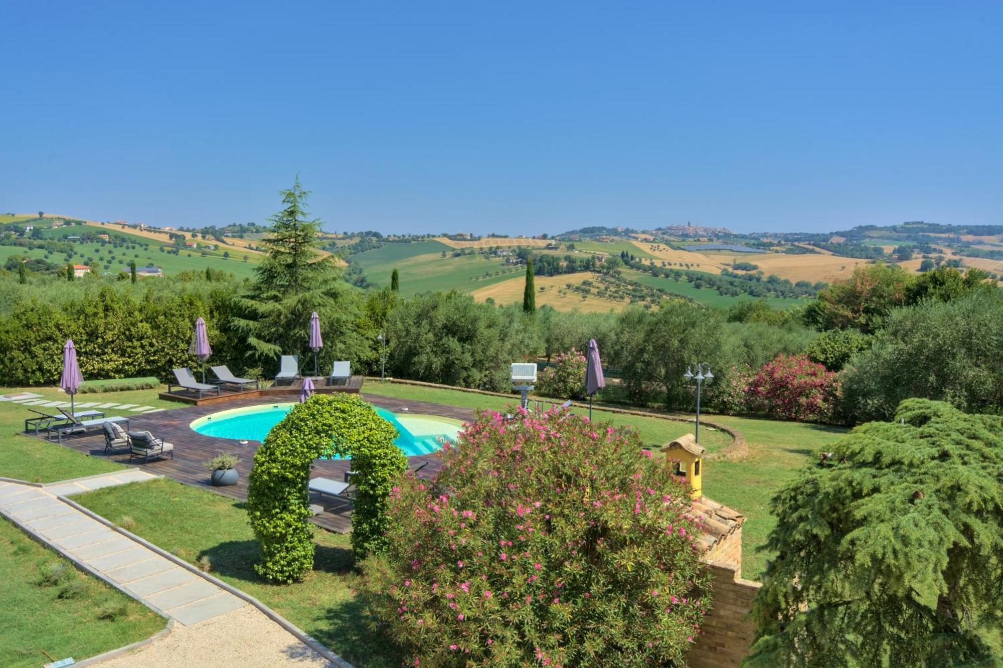 Villa Morro Suites Morrovalle Exteriör bild