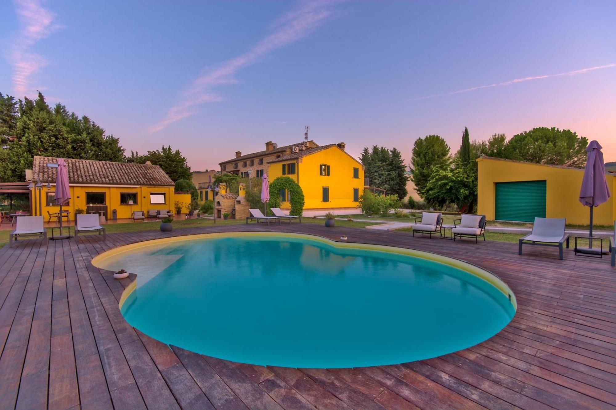 Villa Morro Suites Morrovalle Exteriör bild